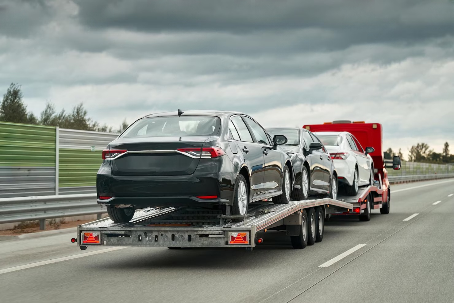 How Door-to-Door Auto Transport Makes Car Shipping Easier